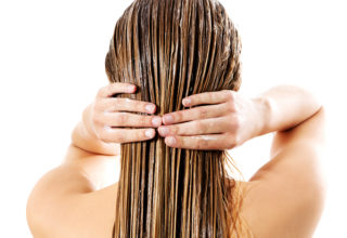 ¿Cuál es el mejor tratamiento para el cabello seco?
